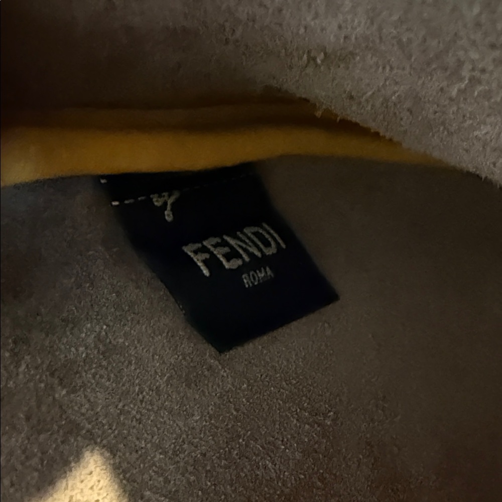 Fendi Mustard Yellow Leather Shoulder Bag with FF Clasp - Picture 6 of 10